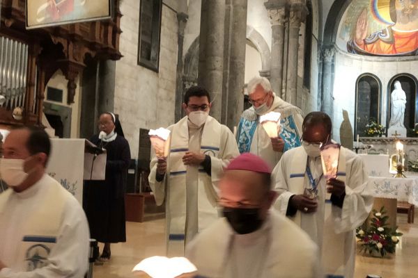 175-nd-lasalette-celebr-006CAD02E04-CAFC-5E12-A115-78E38706E2B9.jpg