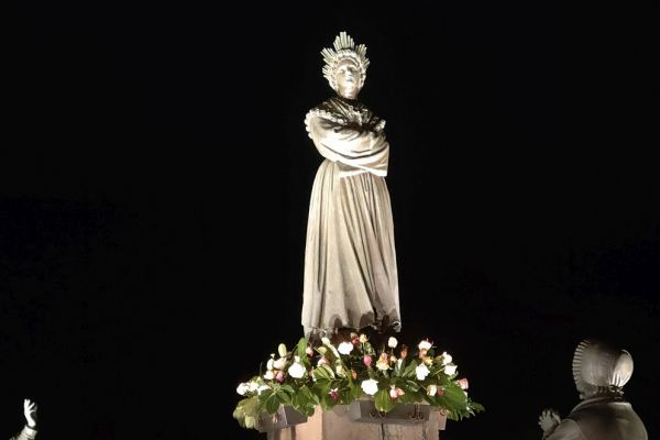175-nd-lasalette-notte-011D0492AC0-DAF8-1256-92CC-CFEF4F29FCB0.jpg