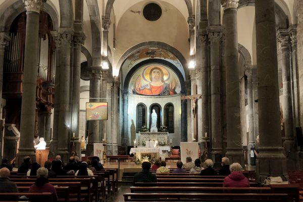 175-nd-lasalettebasilica-0014CF5ABAB-A520-7D93-5DCE-1D9D26B01592.jpg