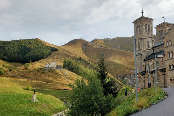 175-nd-lasalettebasilica-004F43ABBA5-1CC2-0F2A-6744-5D7BB2FCCBB0.jpg