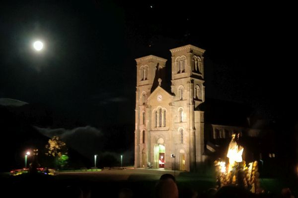 175-nd-lasalettebasilica-0113C180A82-B8D5-4D96-44A8-1B63B943EAF4.jpg