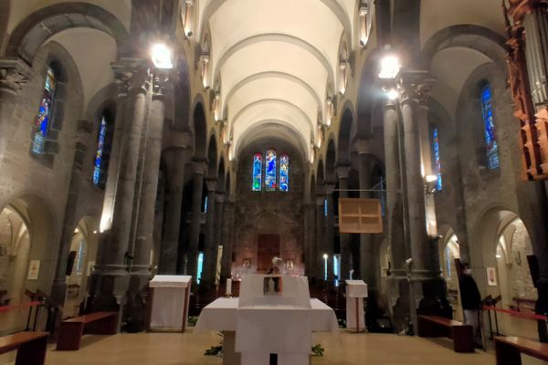 175-nd-lasalettebasilica-043E20774F3-5FFA-131D-C591-C122569848B0.jpg