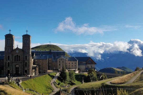 175-nd-lasalettebasilica-059FCFF7E5F-6FF8-16A3-7B49-6E24645D21C3.jpg
