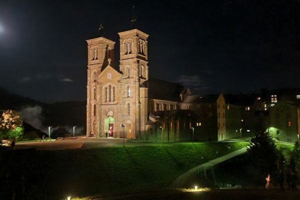 lasalette-ag-1608DC33874-0037-EFA3-C216-1F1EF67CBA3E.jpg