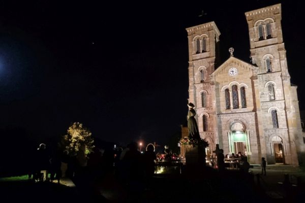 lasalette-ag-16242F57943-99C2-0472-4DF1-60146FD5268A.jpg