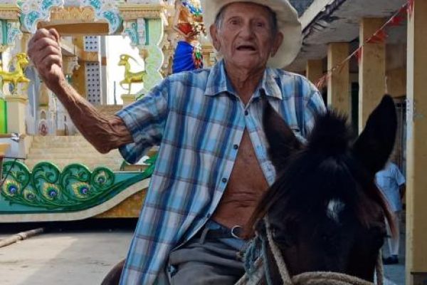 cuba2019r-020C09E6714-852A-8B79-F2AD-6AC1EB6840BD.jpg
