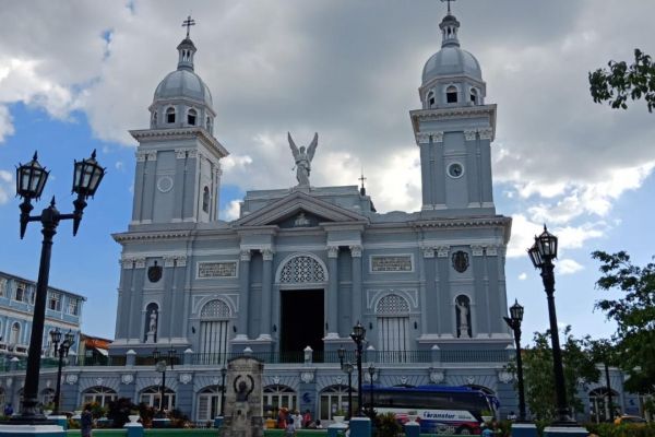 cuba2019r-022BB32AE00-7C8D-D96D-7507-BAC35B2CC1B9.jpg