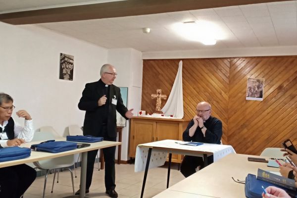 25vr-la-salette-aula-2019-0187666A962-52E7-D7FC-BCD0-1065AC938A5A.jpg