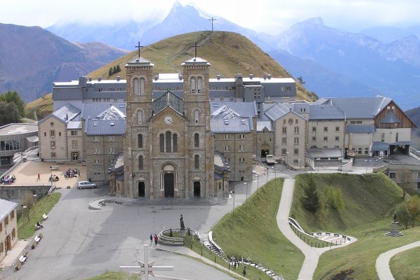 3-la-salette-francia-2B29E5310-CCFA-8840-132E-CAD90D3BD3D6.jpg