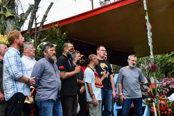 png-dopo-messa2019-00375F9248B-3150-9CA2-B81C-D32BA021230C.jpg