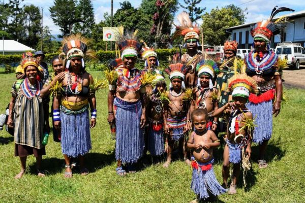 png-dopo-messa2019-0105497F252-DD08-373B-6A33-E803C215407C.jpg