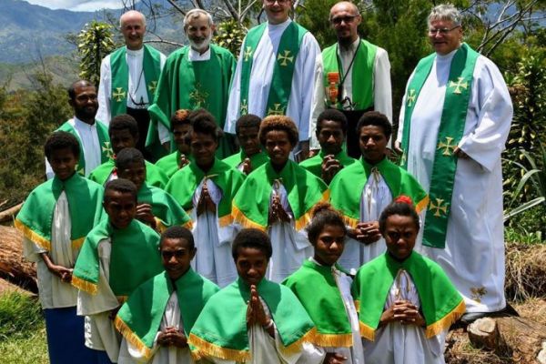 png-messa-tafeto-2019-02725F4E394-C513-872E-0BF9-06D3D9D22441.jpg
