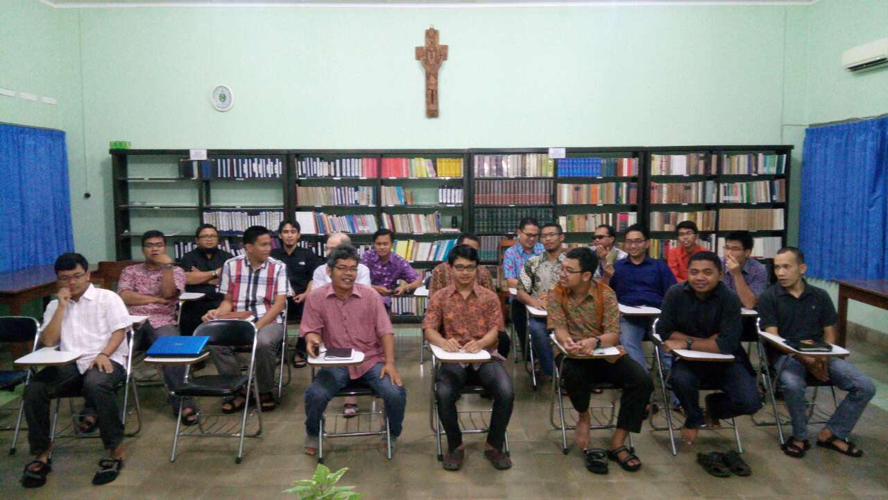 Incontro con la comunità dello scolasticato a Yogyakarta